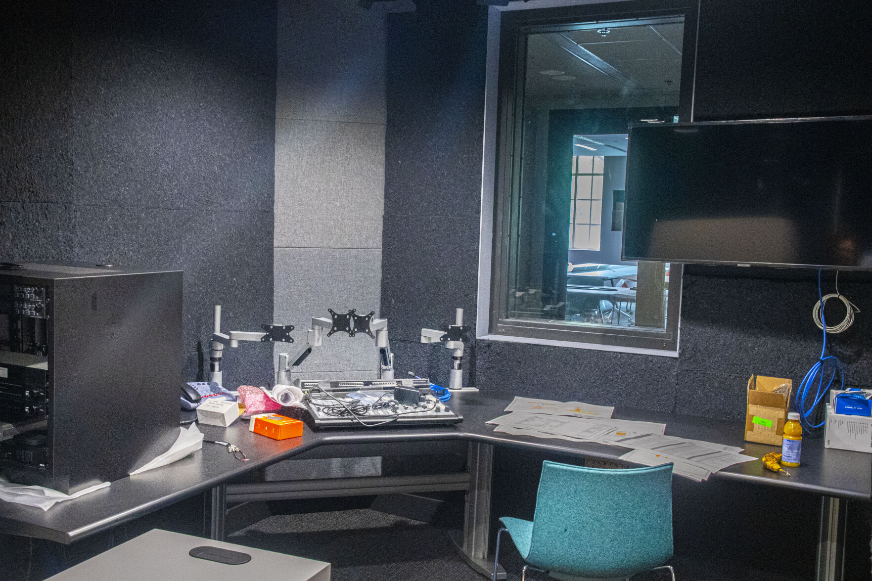 Willard Media Center, Radio Studio